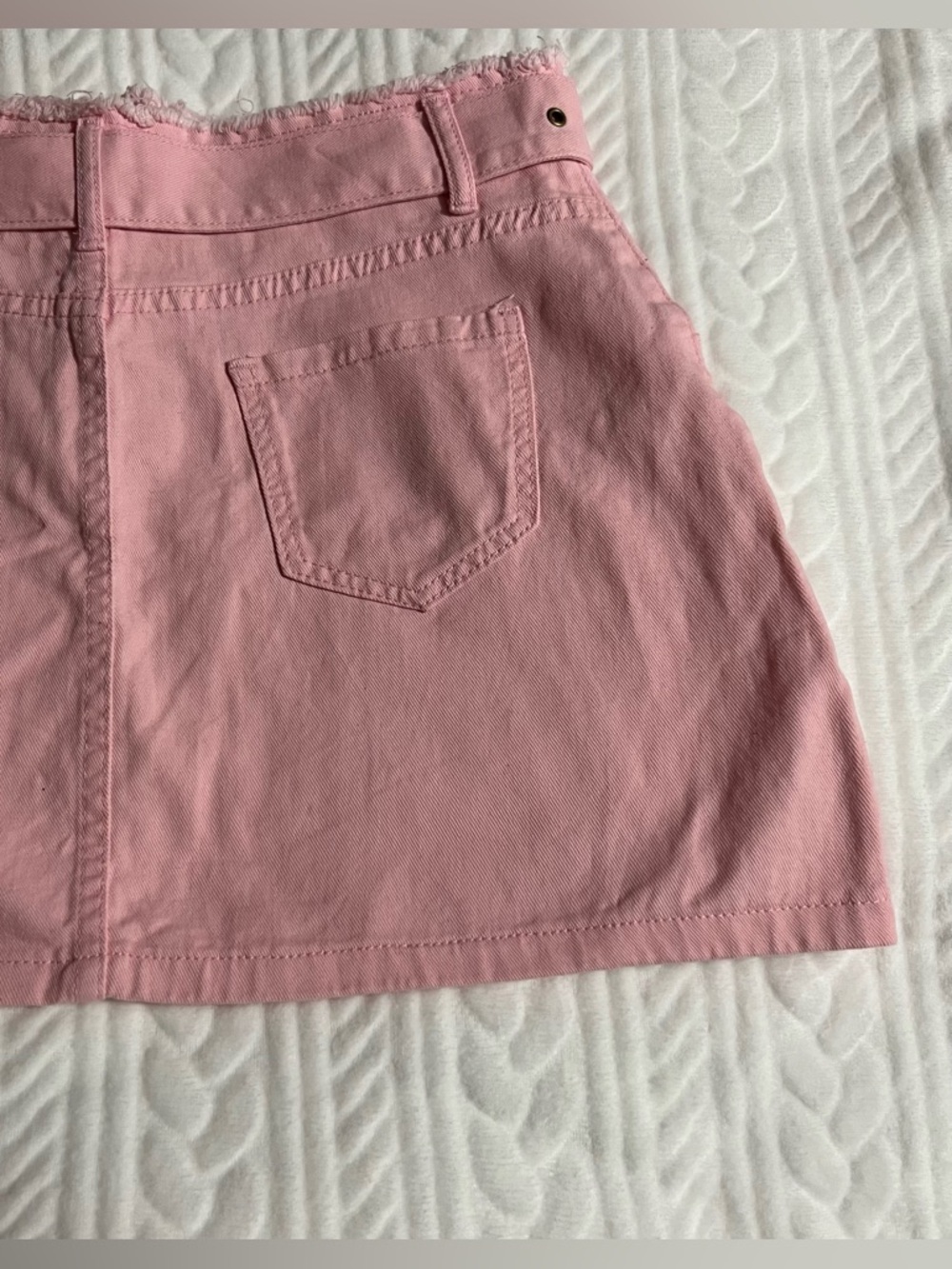 💗 SHEIN - Pink Belted‎ Mini Distressed Skirt - Picture 7 of 7